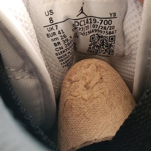 Air Jordan 1 Mid Metallic Gold main image 6